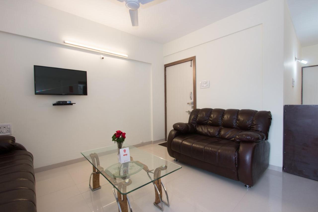 Oyo 9052 Leisurely Abode Khadki Exterior foto